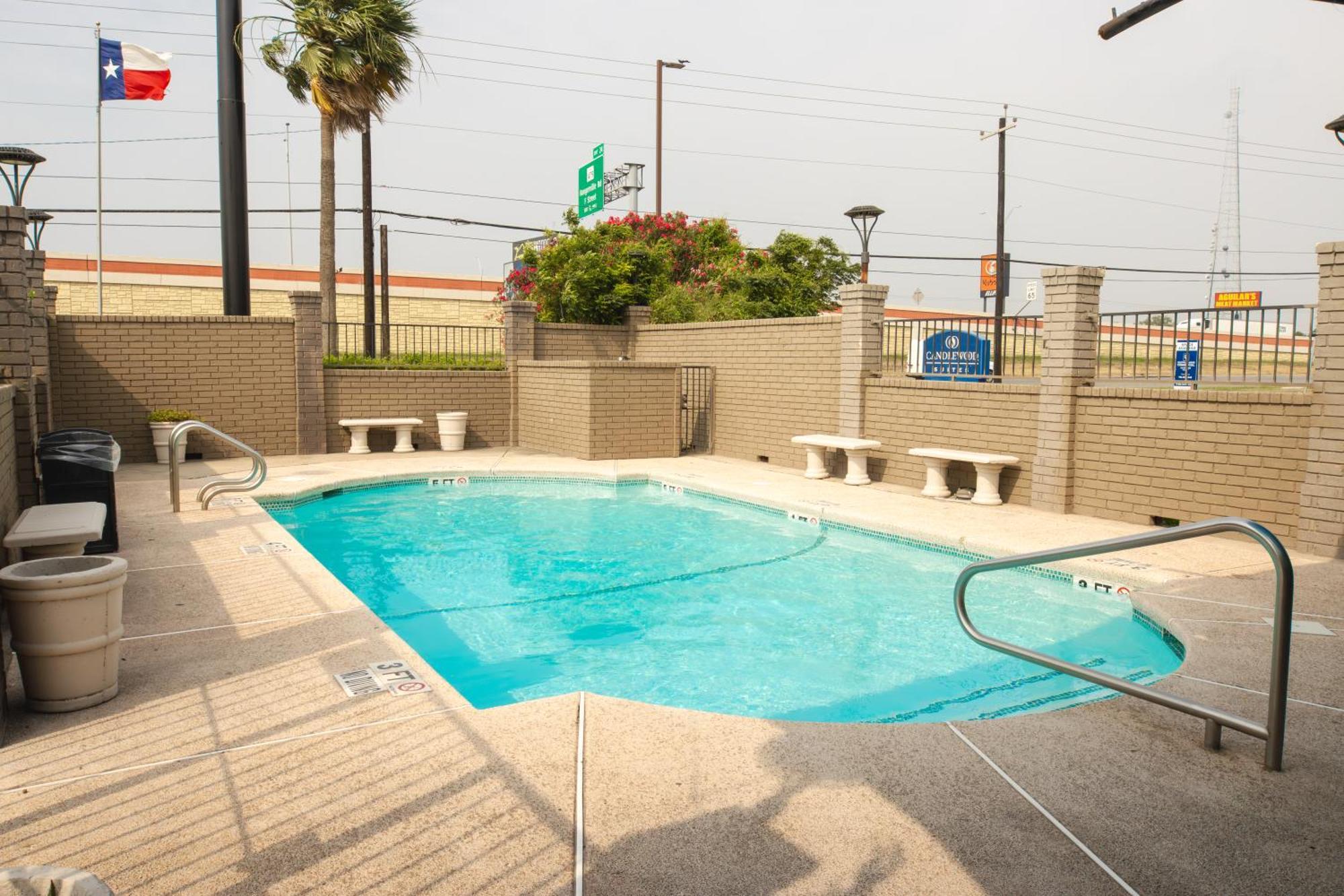 Americas Best Value Inn Harlingen Exterior foto